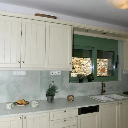 Villa Sun Senses Front With Private Ayía Marína